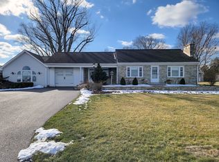 70A Quarry Rd, Leola, PA 17540
