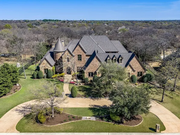 9 Victory Ln, Double Oak, TX 75077