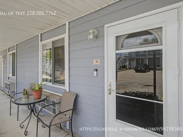 1664 Beach Blvd, Biloxi, MS