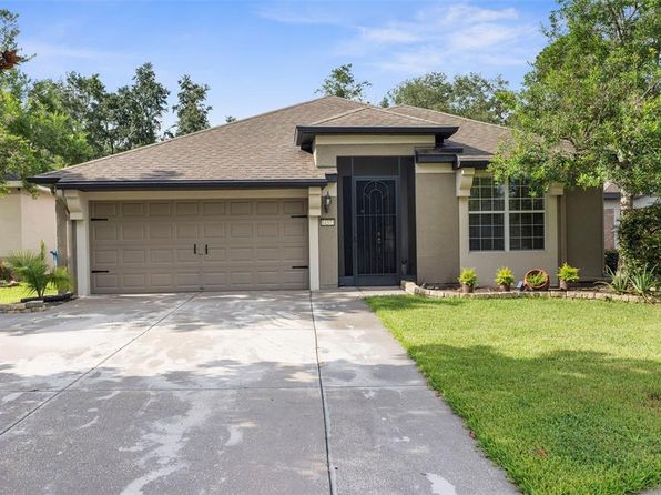 14373 Wake Robin Dr