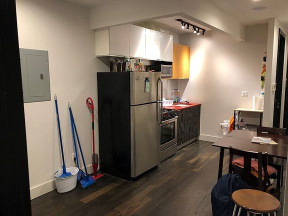 3rd image of 716 Nostrand Ave #5A