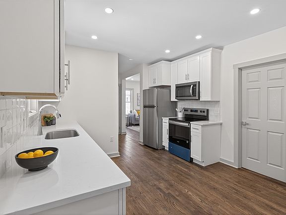 2nd image of 79 Fox St