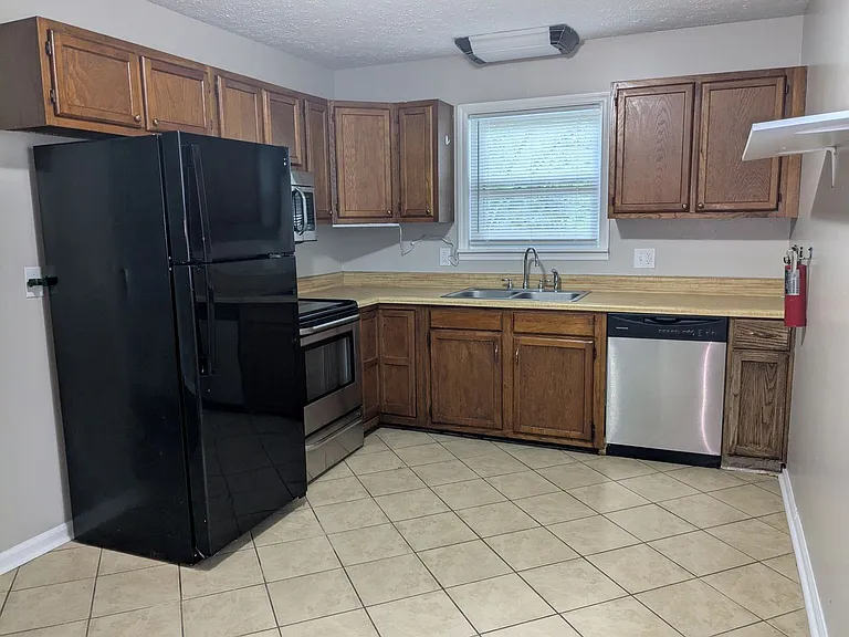 265 Christus Dr — Photo 4