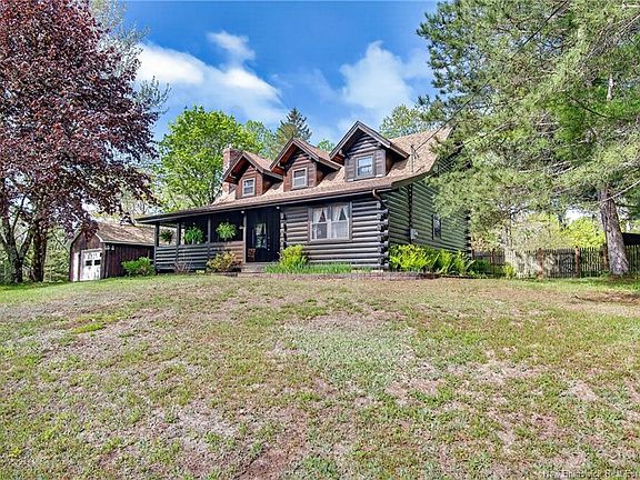 3rd image of 913 Guthrie Rd