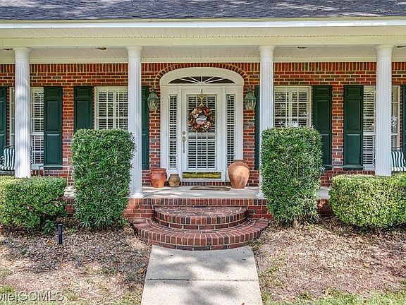 3rd image of 6314 Hillcrest Oaks Dr