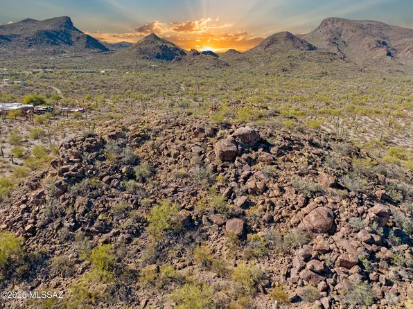7415 W Ina Rd, Tucson, AZ 85743
