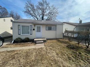 21076 Atlantic Ave, Warren, MI 48091