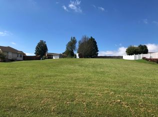 Wilaway Rd, Maryville, TN 37801