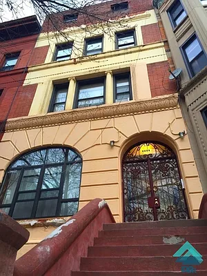 Rented by EXR | media 13