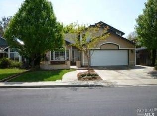 736 Bluebird Dr, Vacaville, CA 95687