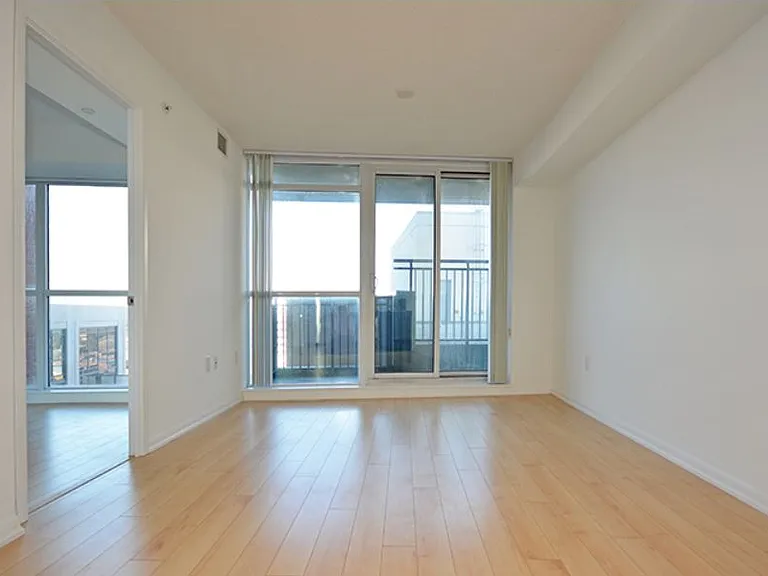 830 Lawrence Ave W — Photo 14