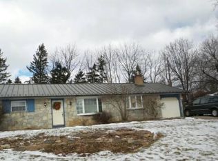 5580 Shawnee Dr, Bethlehem, PA 18017