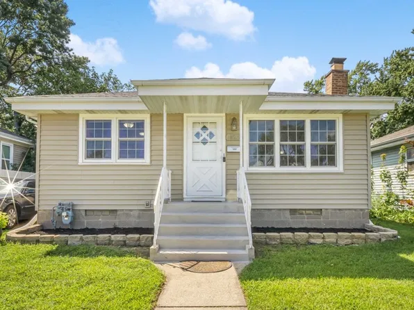 18026 Oakley Ave, Lansing, IL 60438