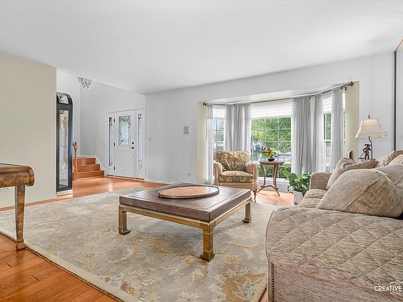 4th image of 1940 Pastoral Ln