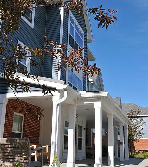 Foster Pointe — Photo 3