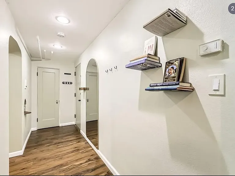 2233 Kearney St #19 — Photo 1
