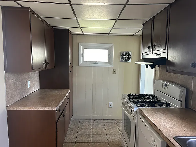 58 W Vaughn St #58 — Photo 12