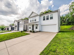 640 Cherry Blossom Rd, Bowling Green, KY 42103