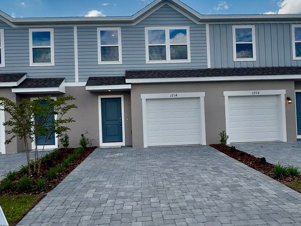 1st image of 1103 Fan Palm Dr