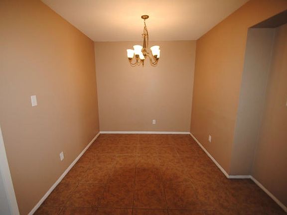 5th image of 7615 N 42nd Ln