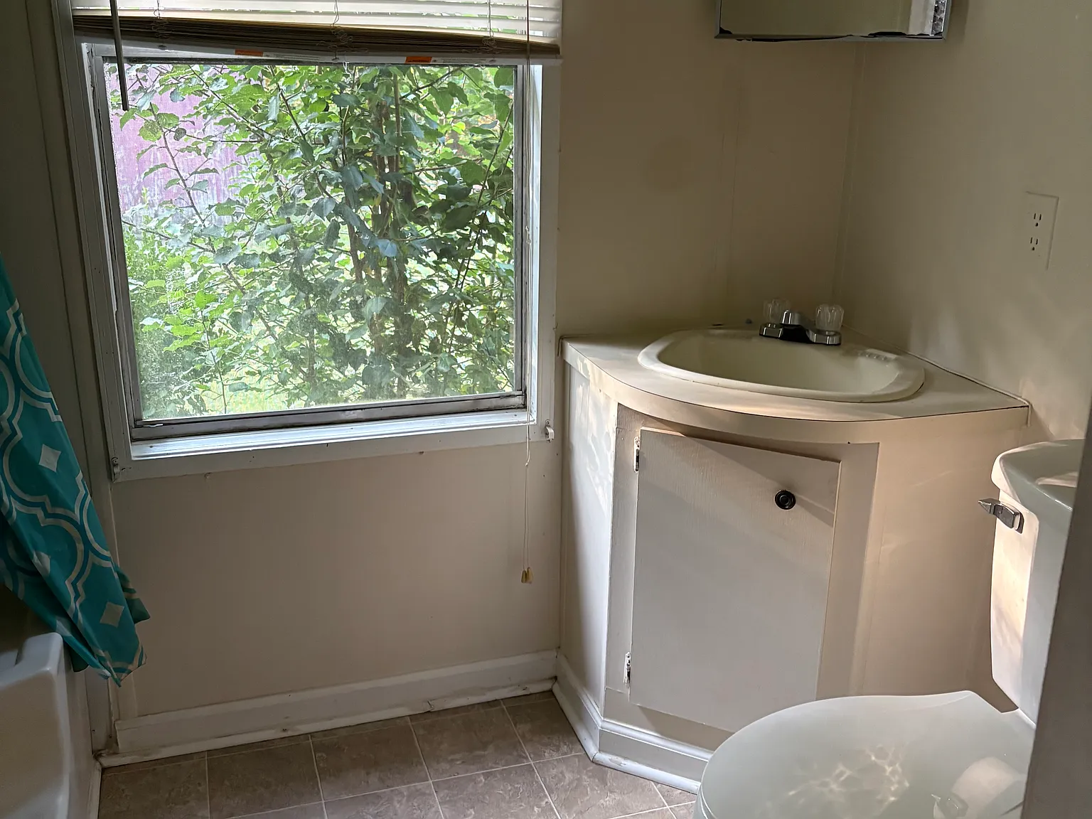 2 bed, $1,600 — Photo 3