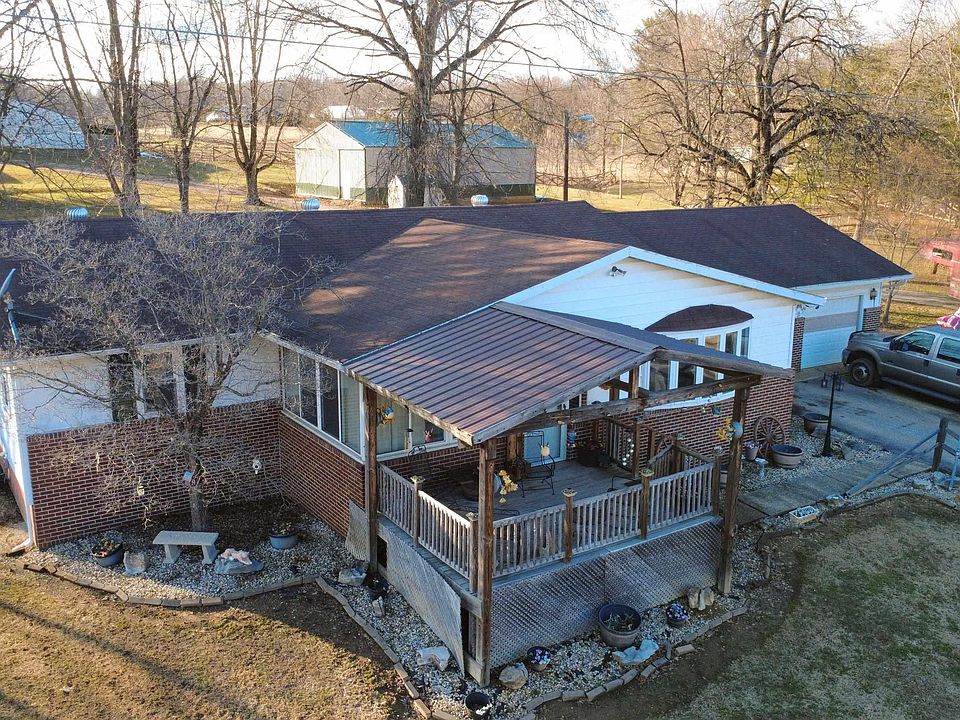 1st image of 3865 Bakers School Rd