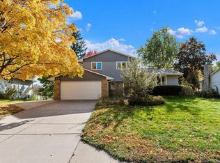 6233 Birchwood Rd, Woodbury, MN 55125