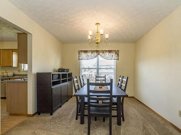 5th image of 7824 Royal Park Dr