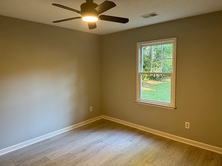 2352 Cedar Valley Ct — Photo 9