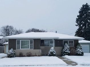 3416 S 11th Pl, Sheboygan, WI 53081