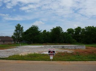 931 Rucker Dr, Pea Ridge, AR 72751