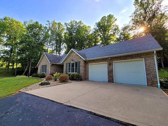 2nd image of 261 Country Estates Dr