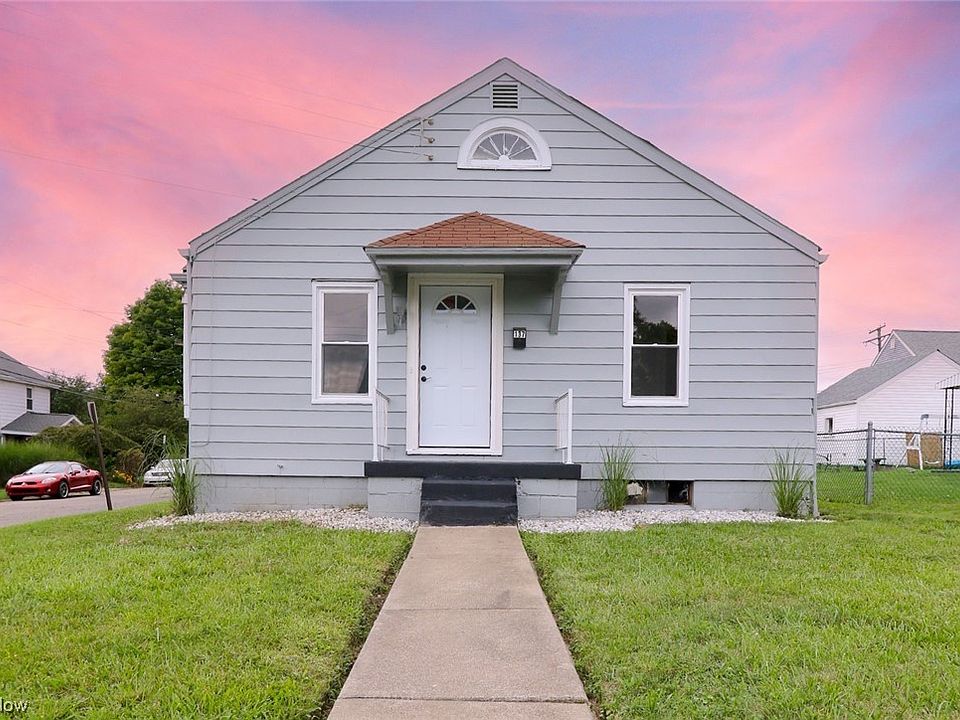 1st image of 137 El Villa Way