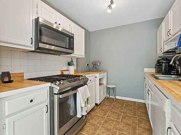4th image of 7529 Wedgewood Dr