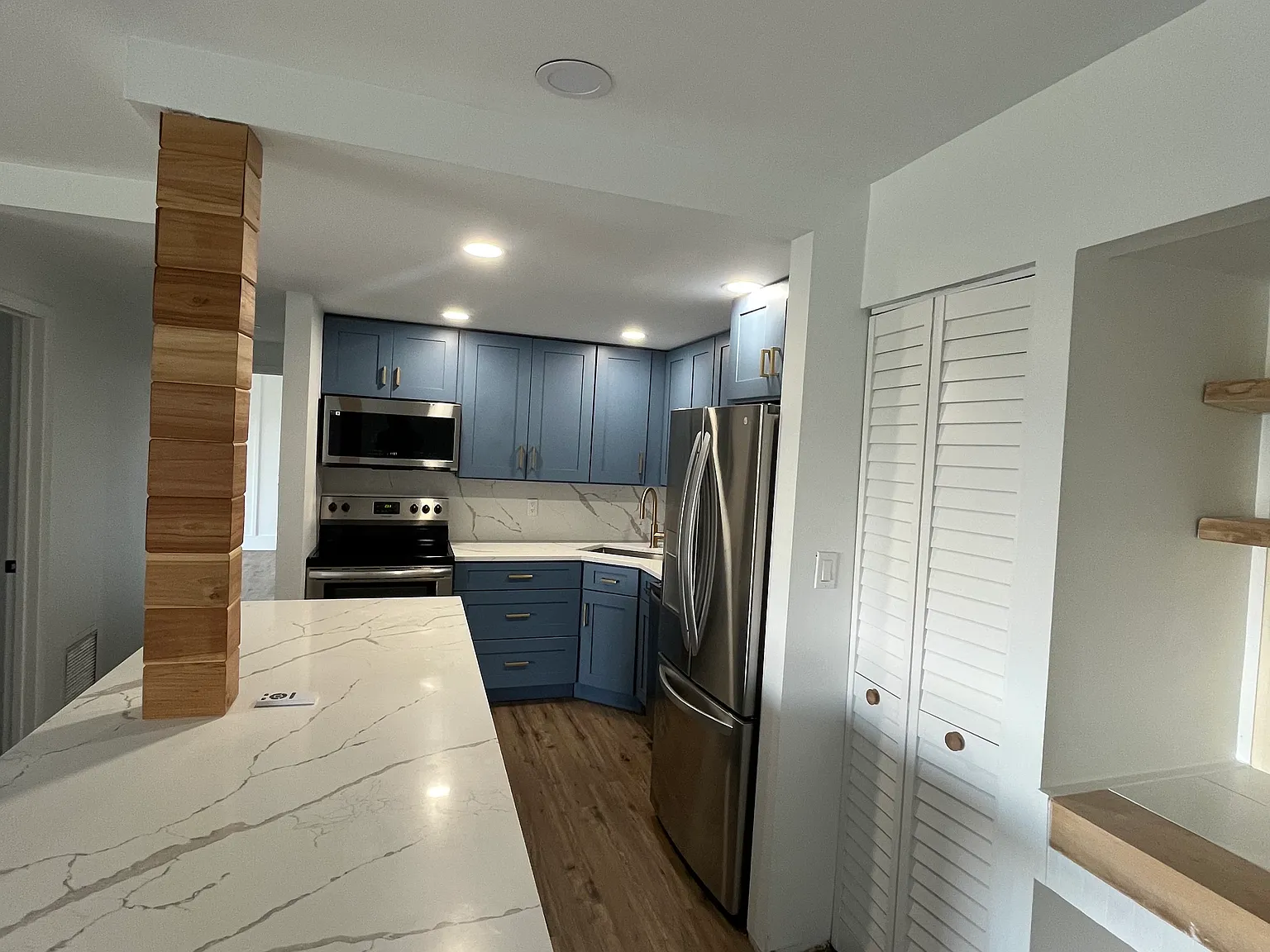 2 bed, 1040 sqft, $1,800 — Photo 1