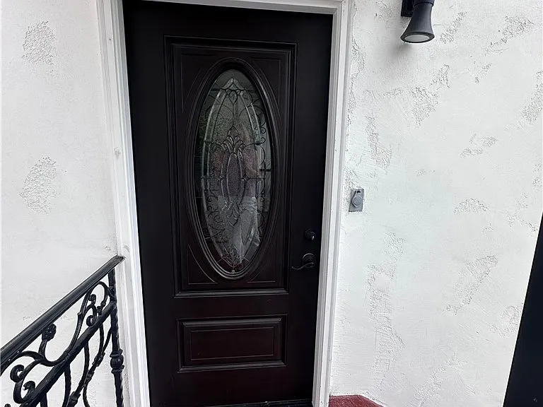 721 Avenue D #BACK — Photo 1