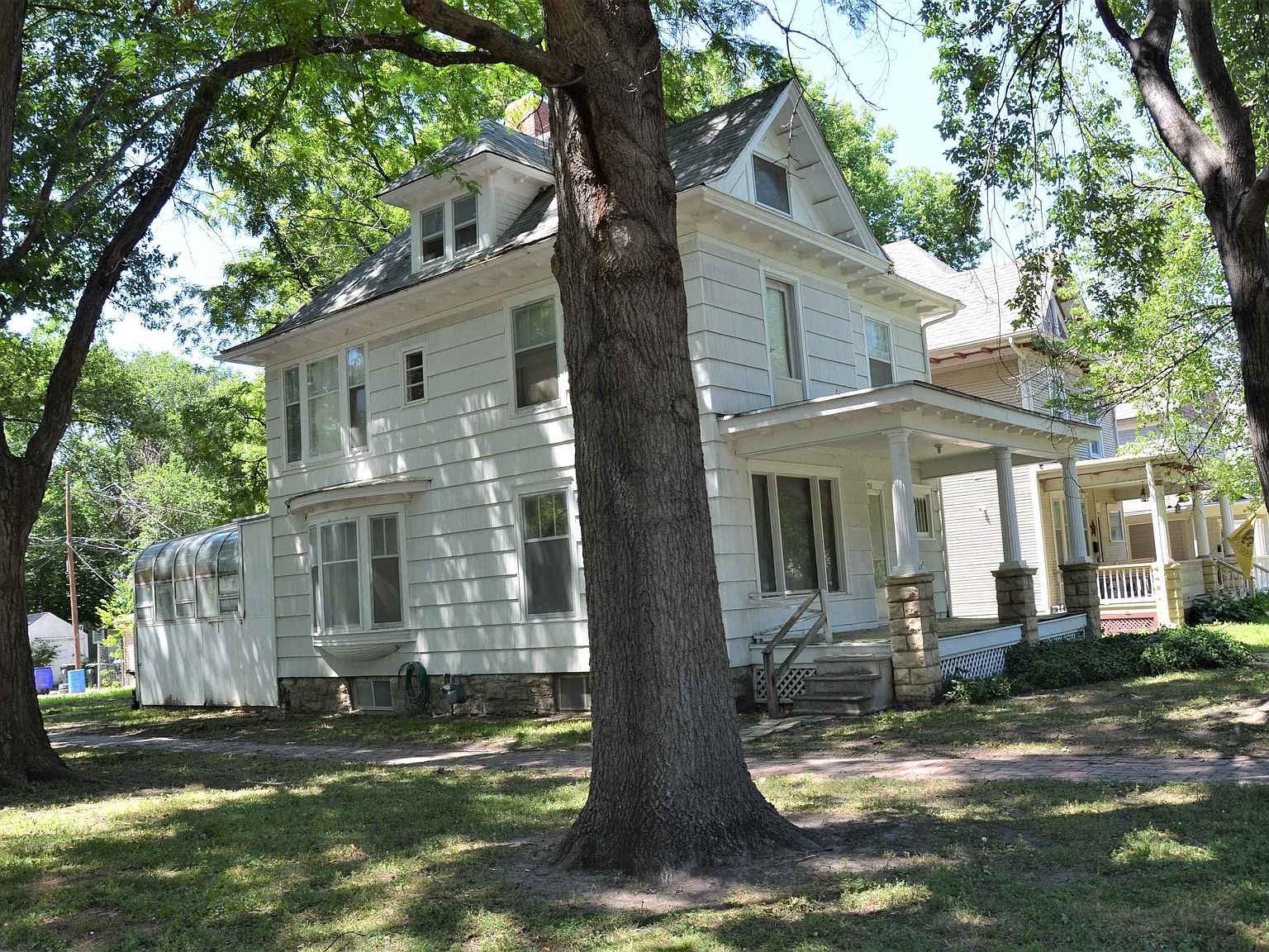 135 SW Fillmore St, Topeka, KS 66606 MLS 230239 Zillow