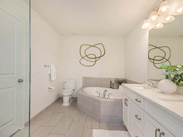 2822 Purley Ave — Photo 23