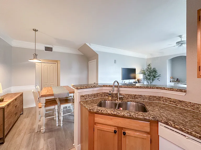 5006 Mangrove Aly #10-101 — Photo 14