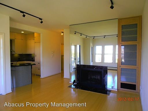 4th image of 607 Carolina St