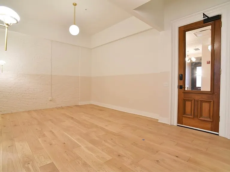 30 W Broad St #406 — Photo 15