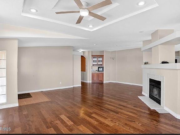 3rd image of 2629 Phelan Rd