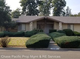 6187 N Dolores Ave, Fresno, CA
