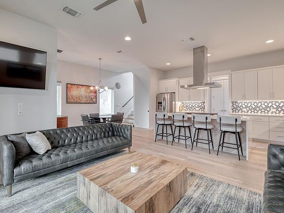 2nd image of 5002 Pecan Springs Rd #7