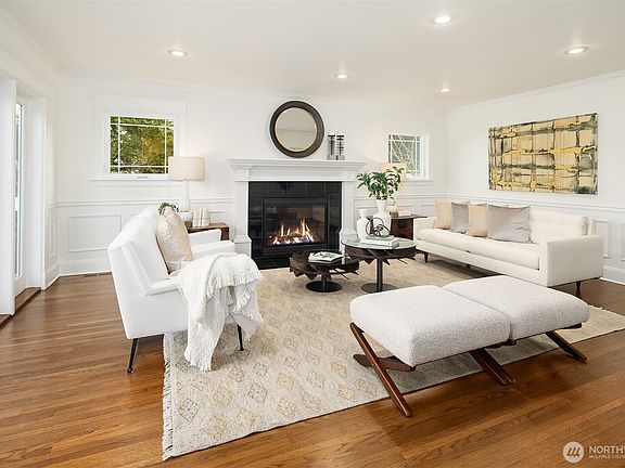 4th image of 407 35th Avenue S