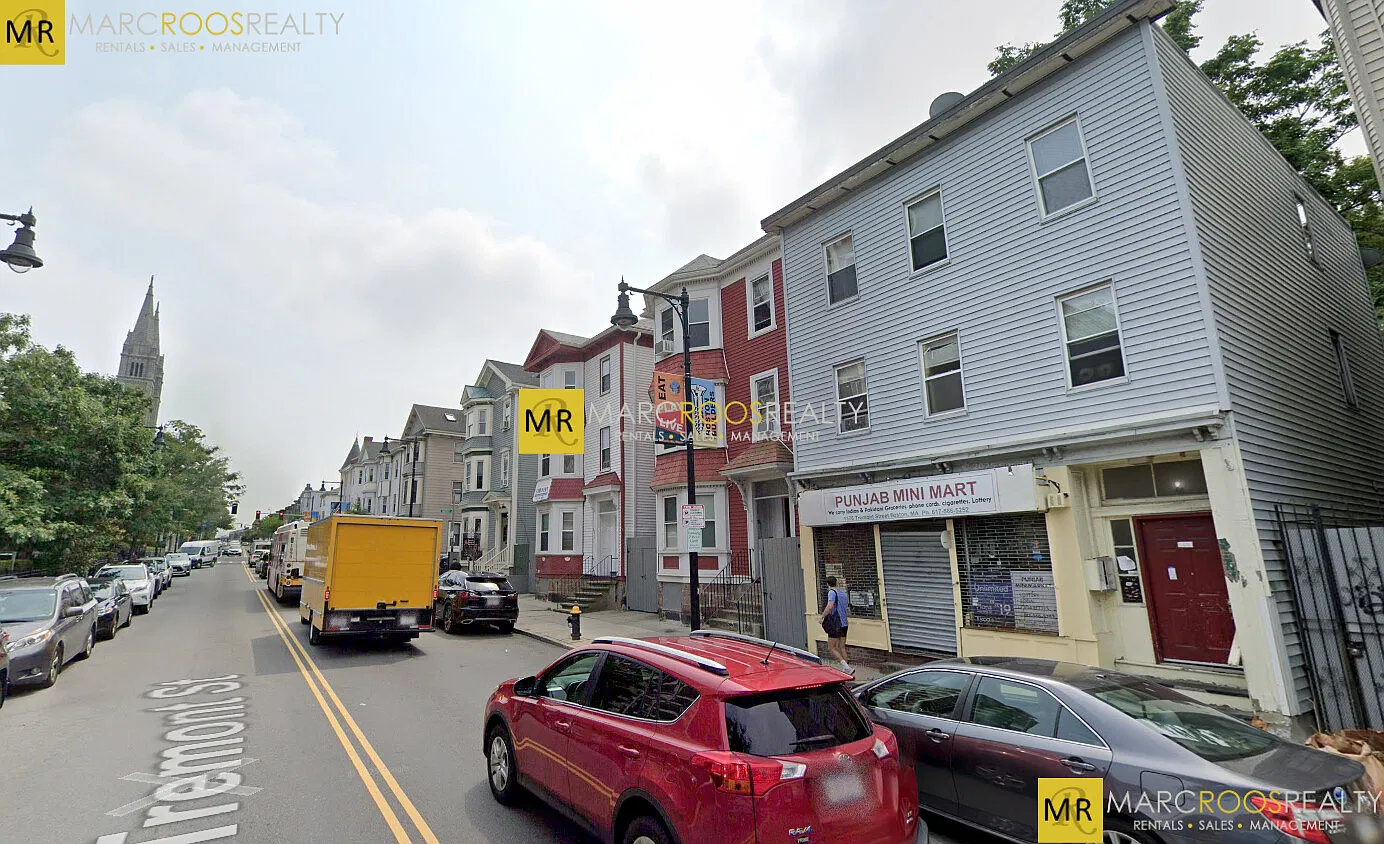 3 bed, $4,800 — Photo 1