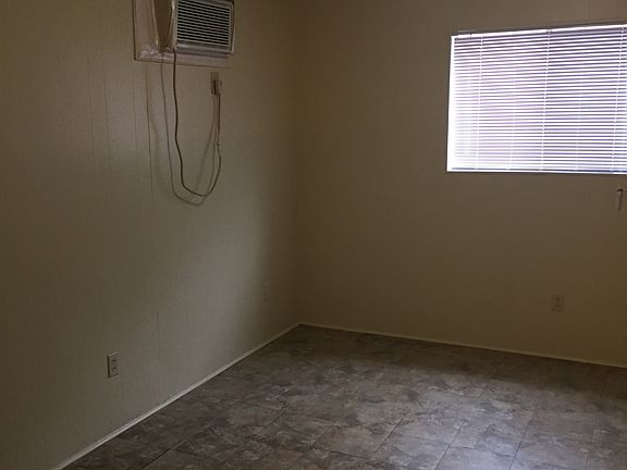 4th image of 415 Gulpha Dr APT 17