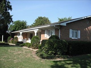 1st image of 3768 West Dr