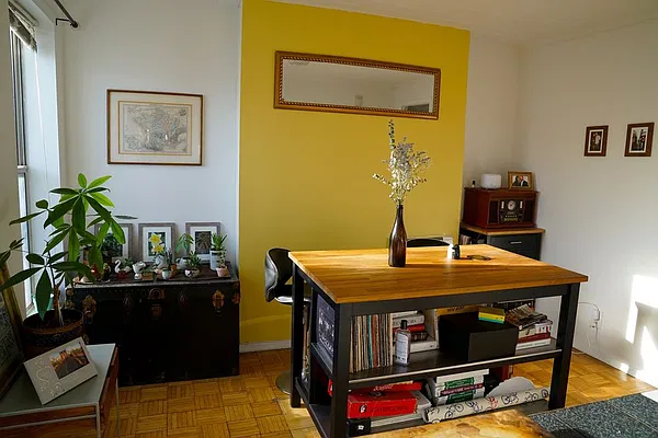 Rented by Dwell Residential Inc | media 11