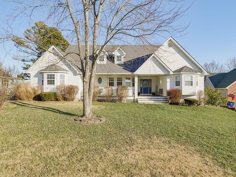 1st image of 1509 Essex Heights Dr